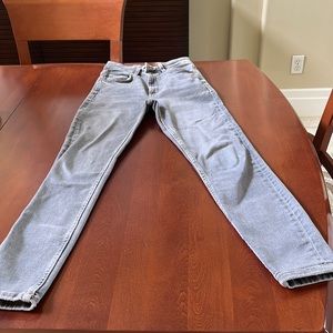 Zara Jeans size 4 gray